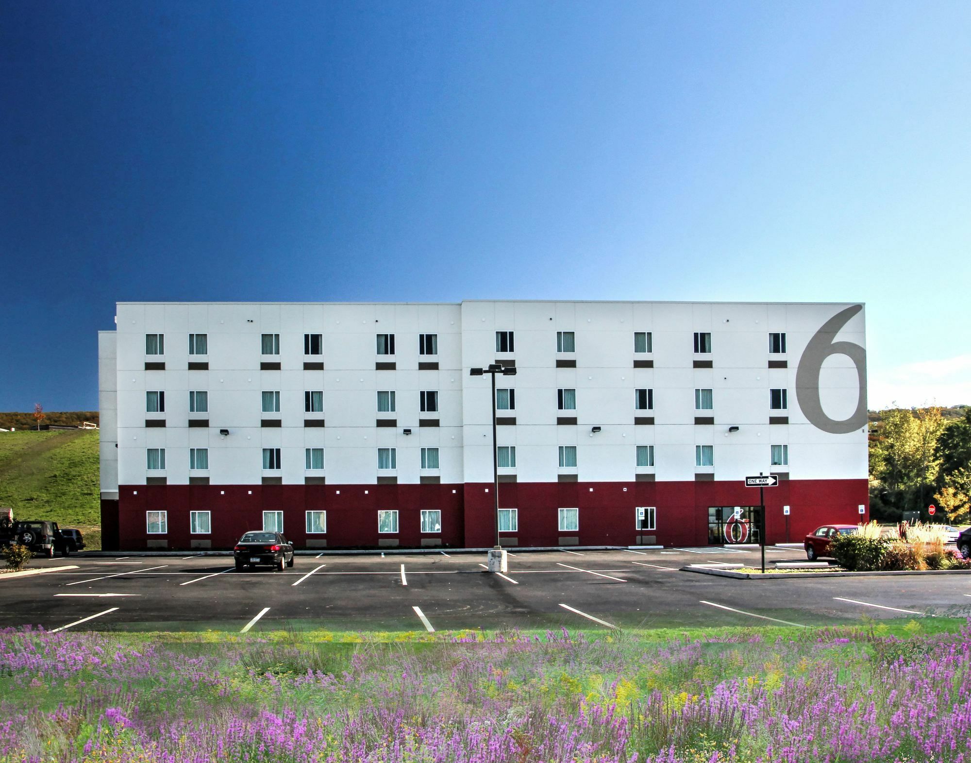 Motel 6 Wilkes Barre Arena Exterior foto